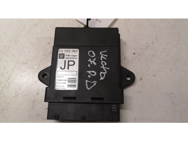 Панель приборов 13193367, 4667   Opel Vectra C       