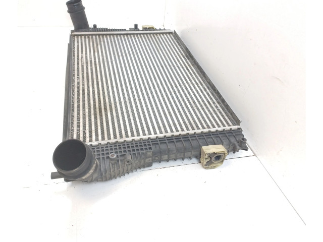 Интеркулер 1K0145803BM Volkswagen Caddy