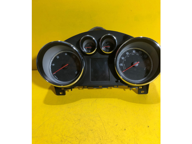 Přístrojová deska Opel Zafira C 2013 RZ1R12P4K12, 162KM