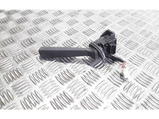 Ручка стеклоочистителей    Volvo S70  V70  V70 XC