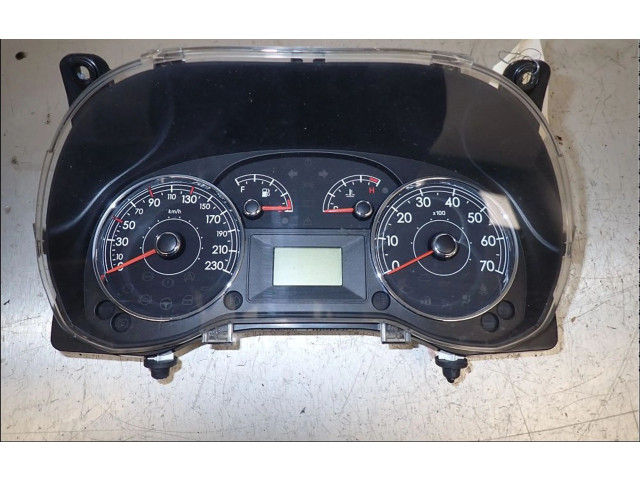 Панель приборов Fiat Grande Punto