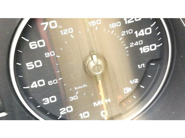 Панель приборов 81A920, 8V0190B Audi Q2 -