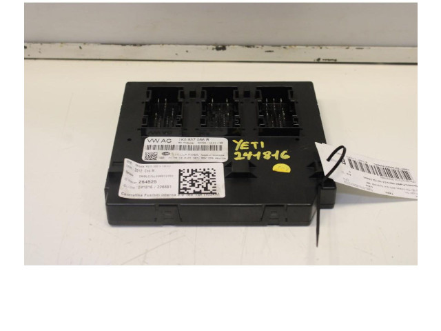 Блок предохранителей 1K0937086R, 1K0937086R Skoda Yeti (5L)