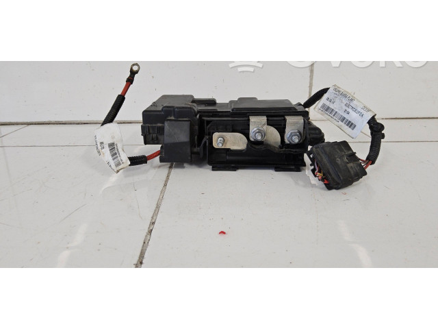 Блок предохранителей 31337182, 418010 Volvo S60