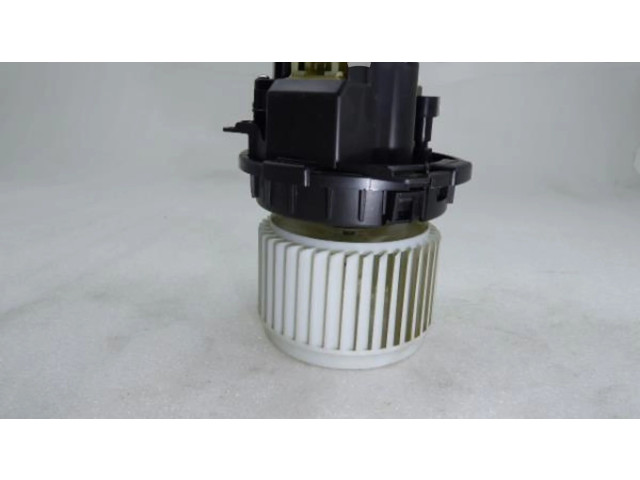 Вентилятор печки    DT116625-160   Renault Clio V