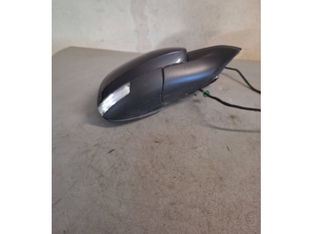 Zpětné zrcátko  Volkswagen Tiguan 2009    