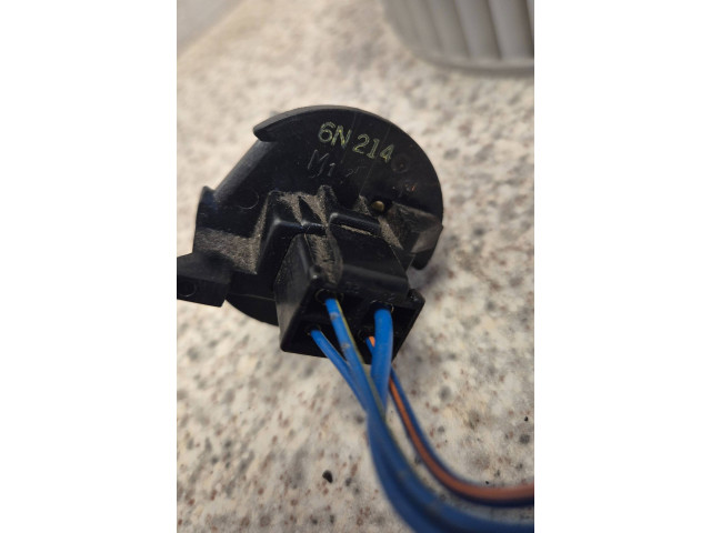 Вентилятор печки    1940000972   Suzuki Jimny