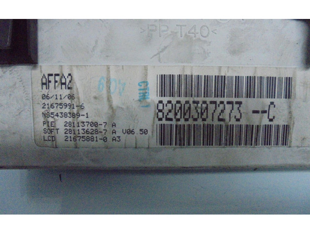 Дисплей    8200307273   Renault Clio III