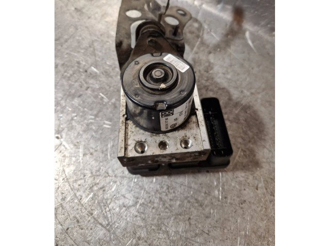 Блок АБС 1K0907379AK, HTU2117E22 Volkswagen Jetta VI 2011 - 2018 года