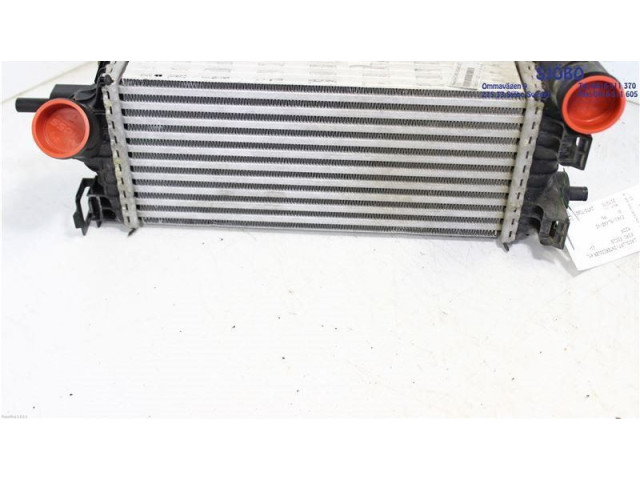 Радиатор интеркулера 2026747, CV61-9L440-VC Ford Focus