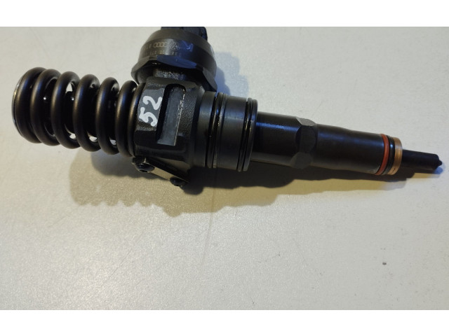 Жиклер (жиклеры) (форсунка (форсунки) 0414720215, 038130073AG Skoda Octavia Mk2 (1Z)