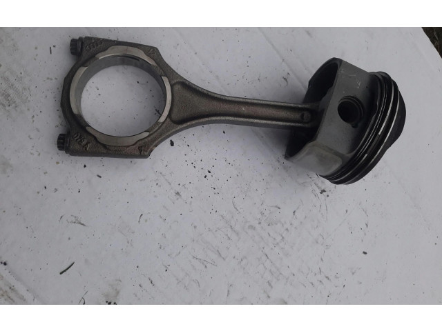 Píst KRB3   Audi A8 S8 D3 4E     