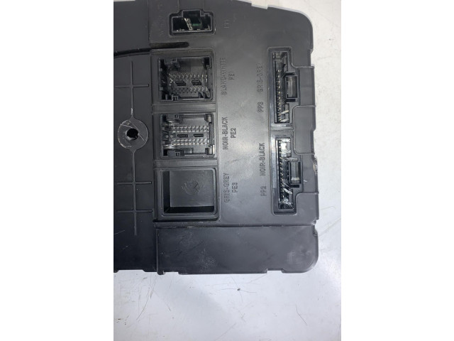 Комплект блоков управления 7711497052 Mitsubishi Endeavor