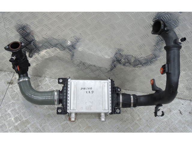 Интеркулер  00505338190   Alfa Romeo Stelvio 