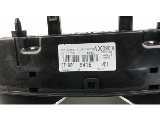 Панель приборов 3T1920841E Skoda Superb B6 (3T)