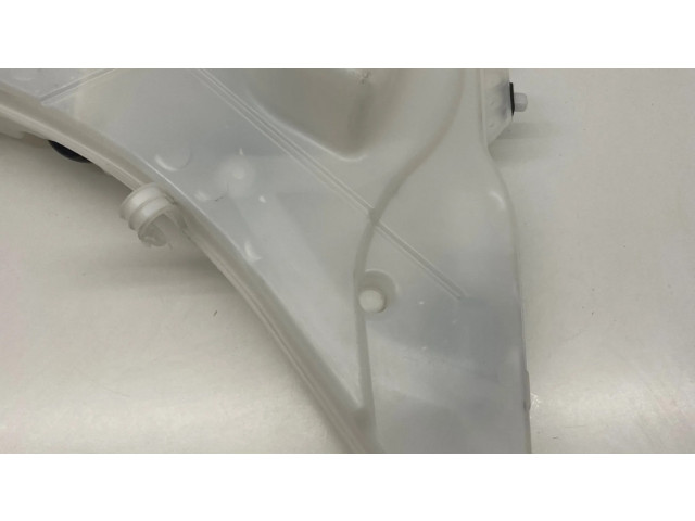 Бачок оконной жидкости