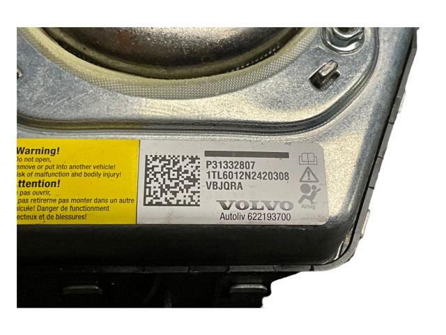 Руль Volvo C30  2010 - 2013 года P31332807, 622193700      