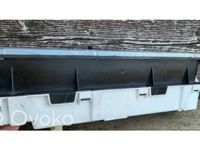 Přístrojová deska  Mitsubishi Colt 1990 MB522785  