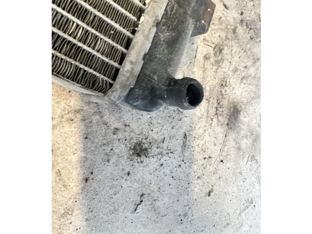 Радиатор охлаждающей жидкости R8445B324E Citroen Jumpy