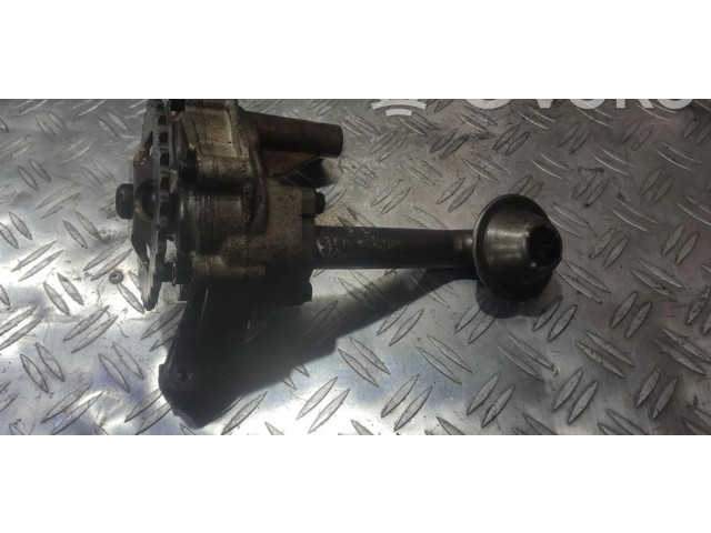 Масляный насос   06a115105b, 06A115105B  Volkswagen Golf IV 