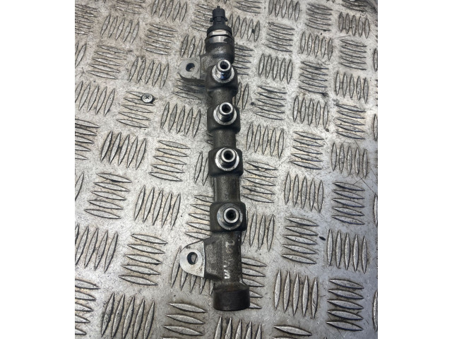 Топливная рампа 0445214192 Lancia Delta III для двигателя 198A2000