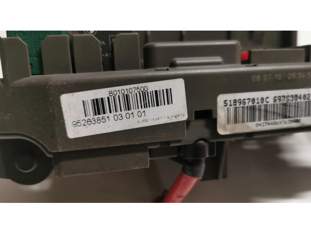 Pojistková skříňka 95263851 BMW X5 E70 2009