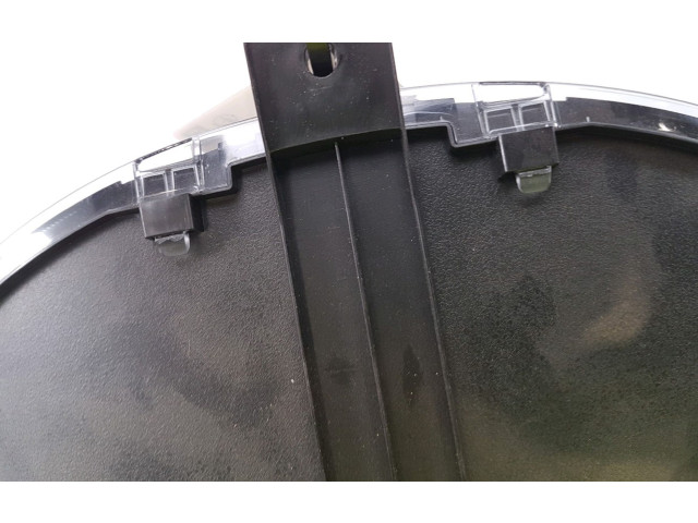 Панель приборов 8100C770 Mitsubishi L200