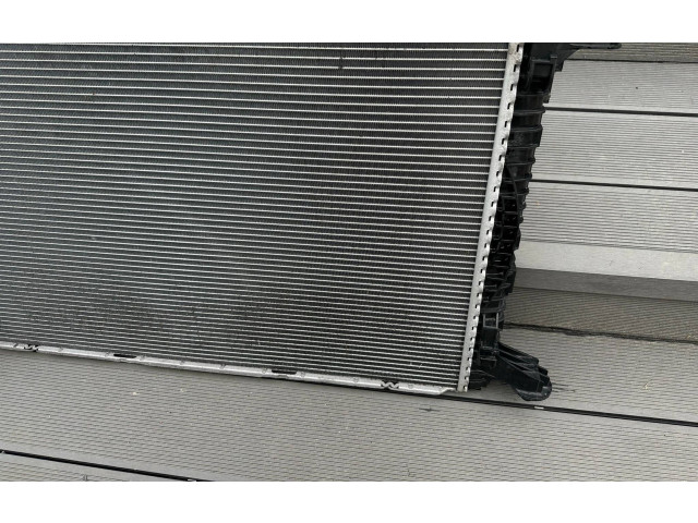 Vstřikovací lišta 8W0121251AK, 131021   Audi Q7 4M     