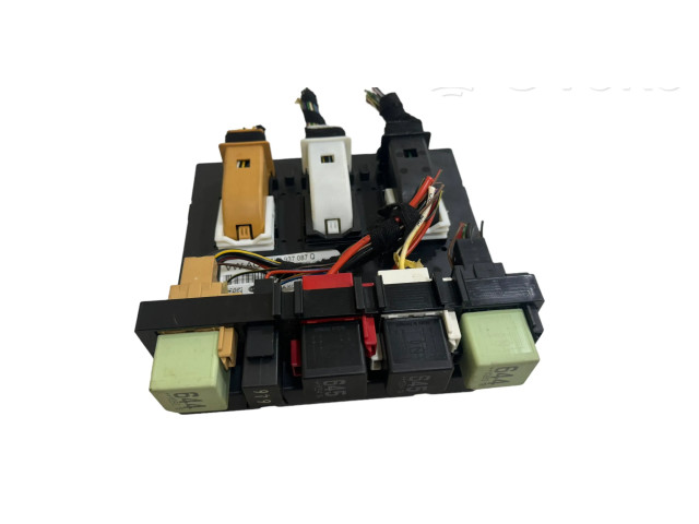 Блок комфорта 1K0937087Q   Skoda Octavia Mk2 (1Z)   