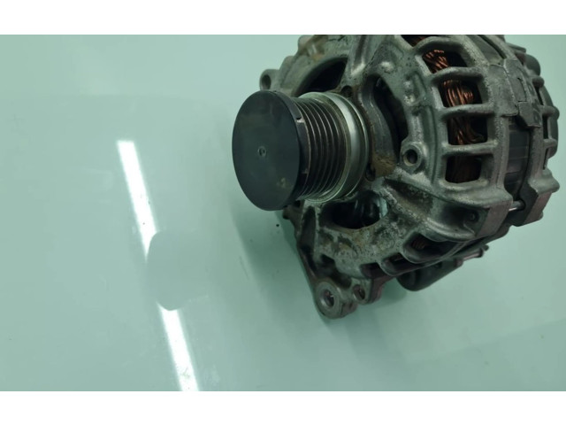 Генератор 04L903024S Volkswagen Caddy