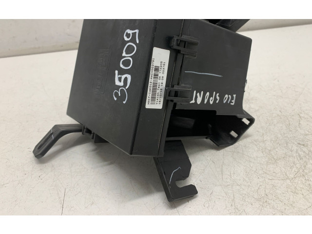 Блок предохранителей  HN1T14K012, 772205   Ford Ecosport    