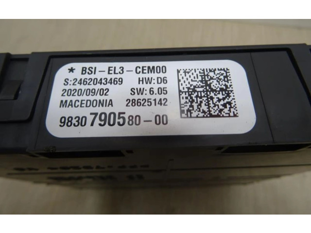 Pojistková skříňka Peugeot Expert 2020