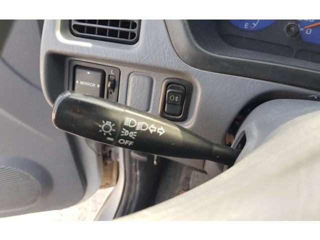 Ручка стеклоочистителей 8432987402000 Daihatsu Terios