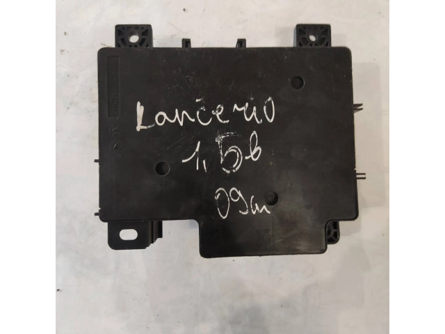 Блок предохранителей 8637A320, 00586854 Mitsubishi Lancer X