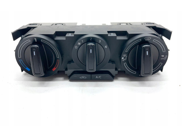 Блок управления климат-контролем    Skoda Fabia Mk3 (NJ)