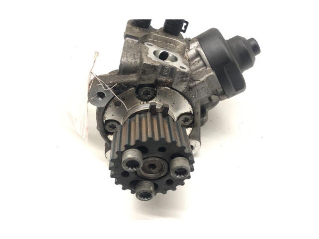 Топливный насос 03L130755D Skoda Superb B6 (3T)