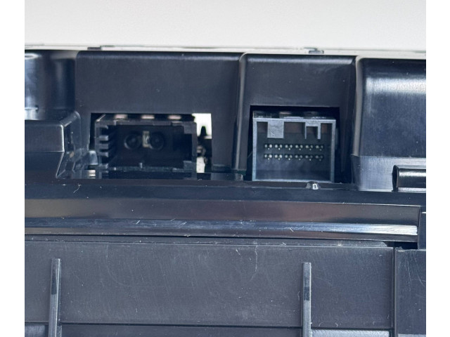 Přístrojová deska BMW 1 F20 F21 2016 8715139, 6837007