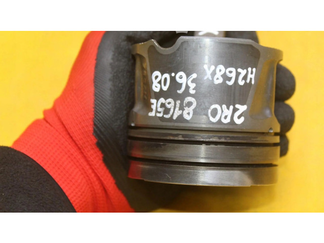  Поршень с шатуном    Jaguar XF X250  