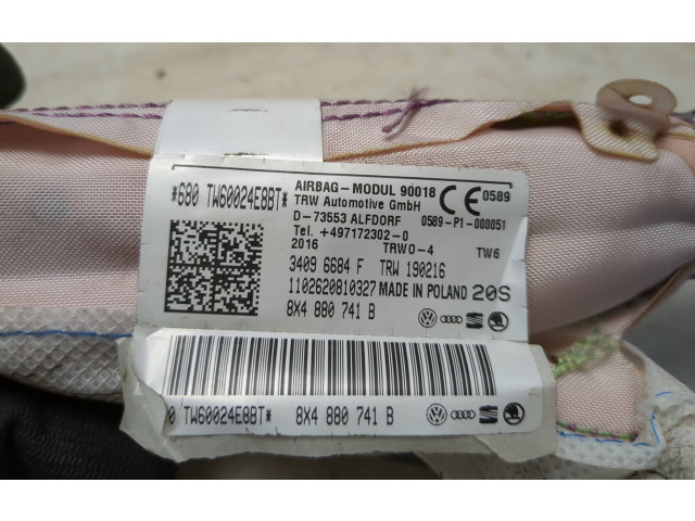 Боковая подушка безопасности 8X4880741B, 34096684F Audi A1