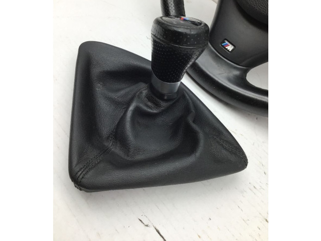 Volant BMW 1 E81 E87 2010 3051642