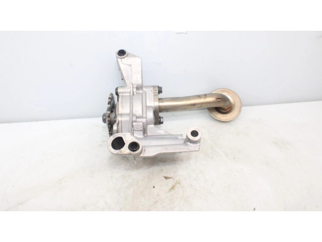 Масляный насос   03D115105  Skoda Fabia Mk2 (5J) 