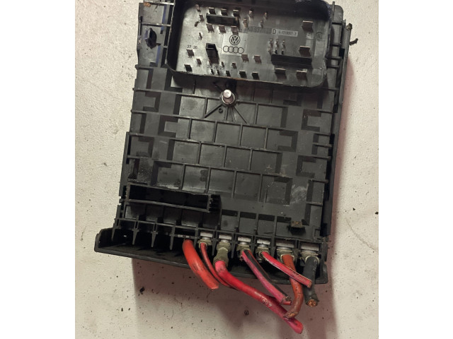 Блок предохранителей 1K0937125D Audi A3 S3 A3 Sportback 8P