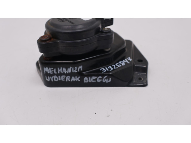 Зеркало электрическое Volvo V60 2018 - года