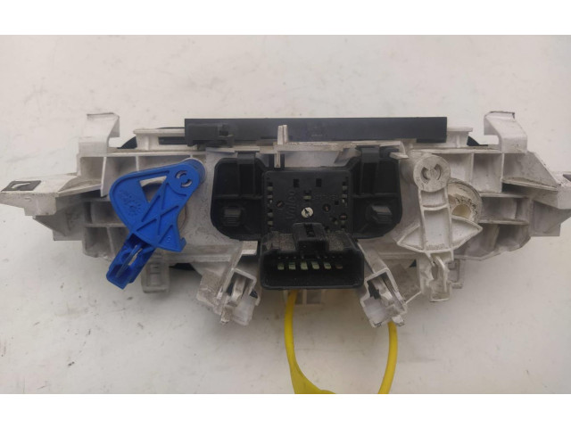 Блок управления климат-контролем    Renault Twingo II