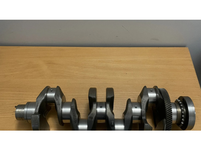 Коленвал Jaguar F-Pace для дизельного двигателя 2.0