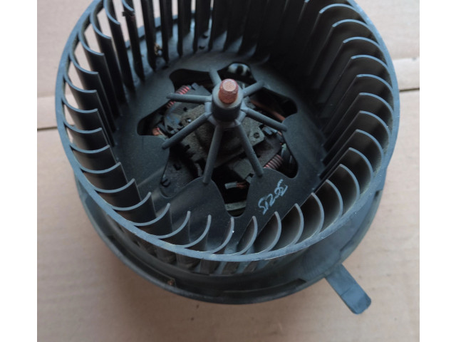 Вентилятор печки Volkswagen Jetta VI