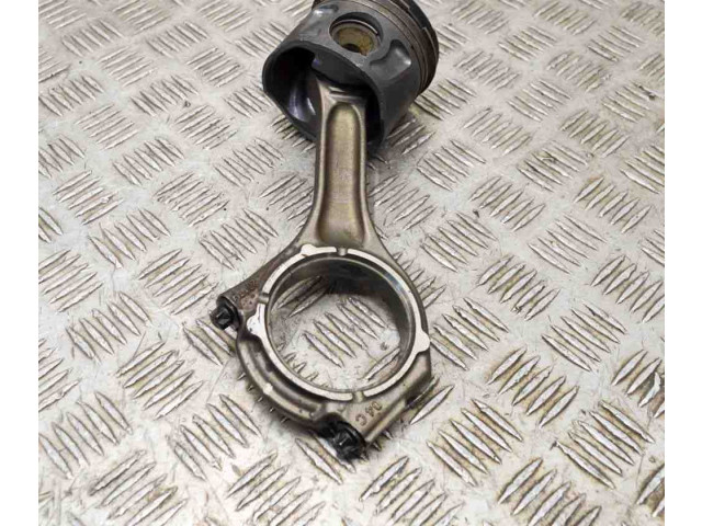 Píst 68147228AA, 68147233AA Dodge RAM pro naftový motor 3.0