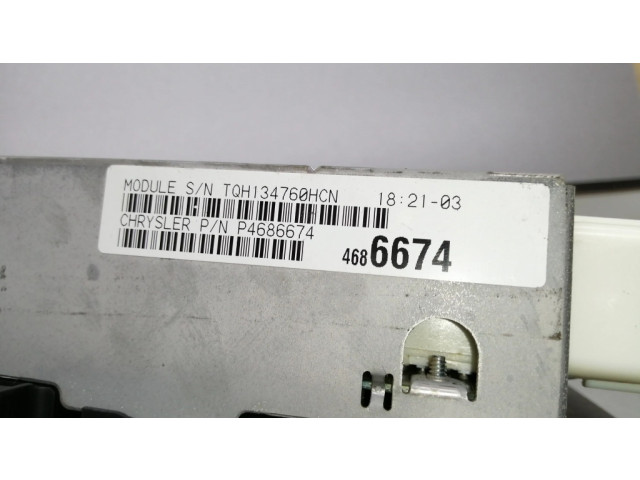 Блок предохранителей P4686674, 4686674   Chrysler Voyager    