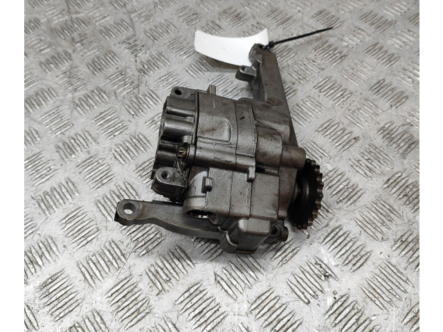 Масляный насос OM 642.950 A6421810547 Mercedes-Benz R W251