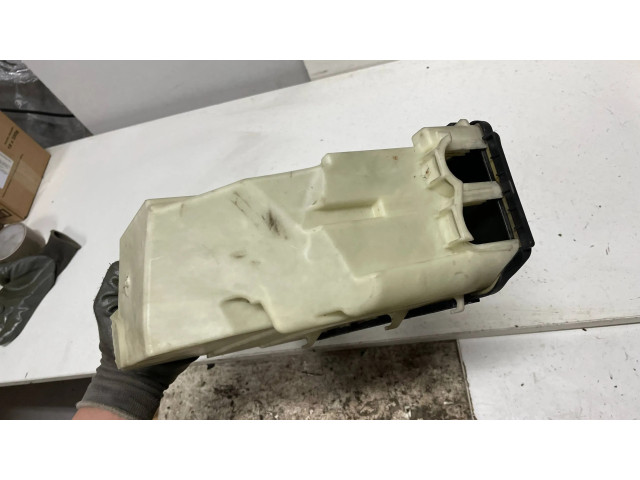 Блок предохранителей     Mercedes-Benz E W211    